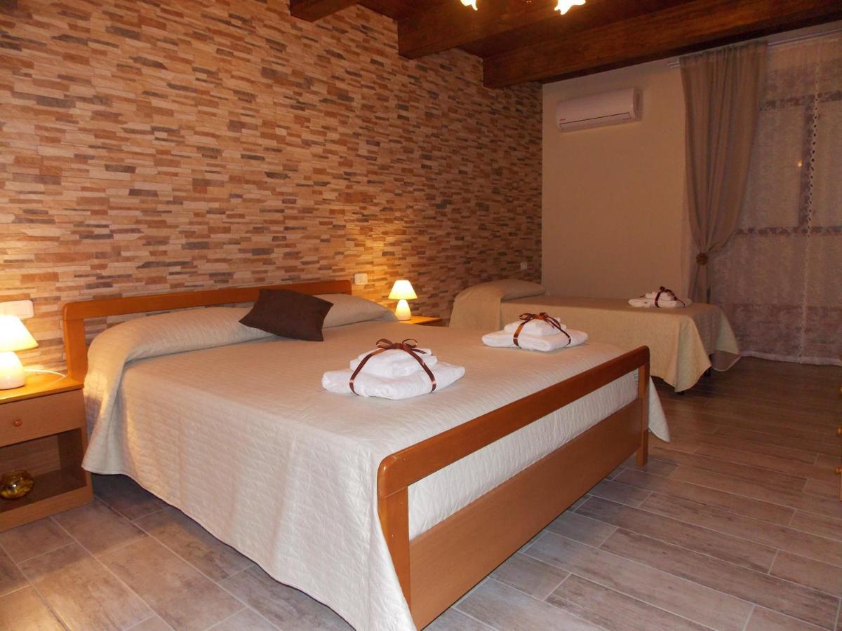 Bed and Breakfast Il Vicoletto Frascineto Екстер'єр фото