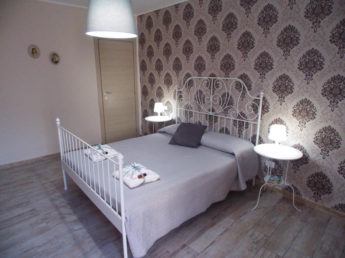 Bed and Breakfast Il Vicoletto Frascineto Екстер'єр фото