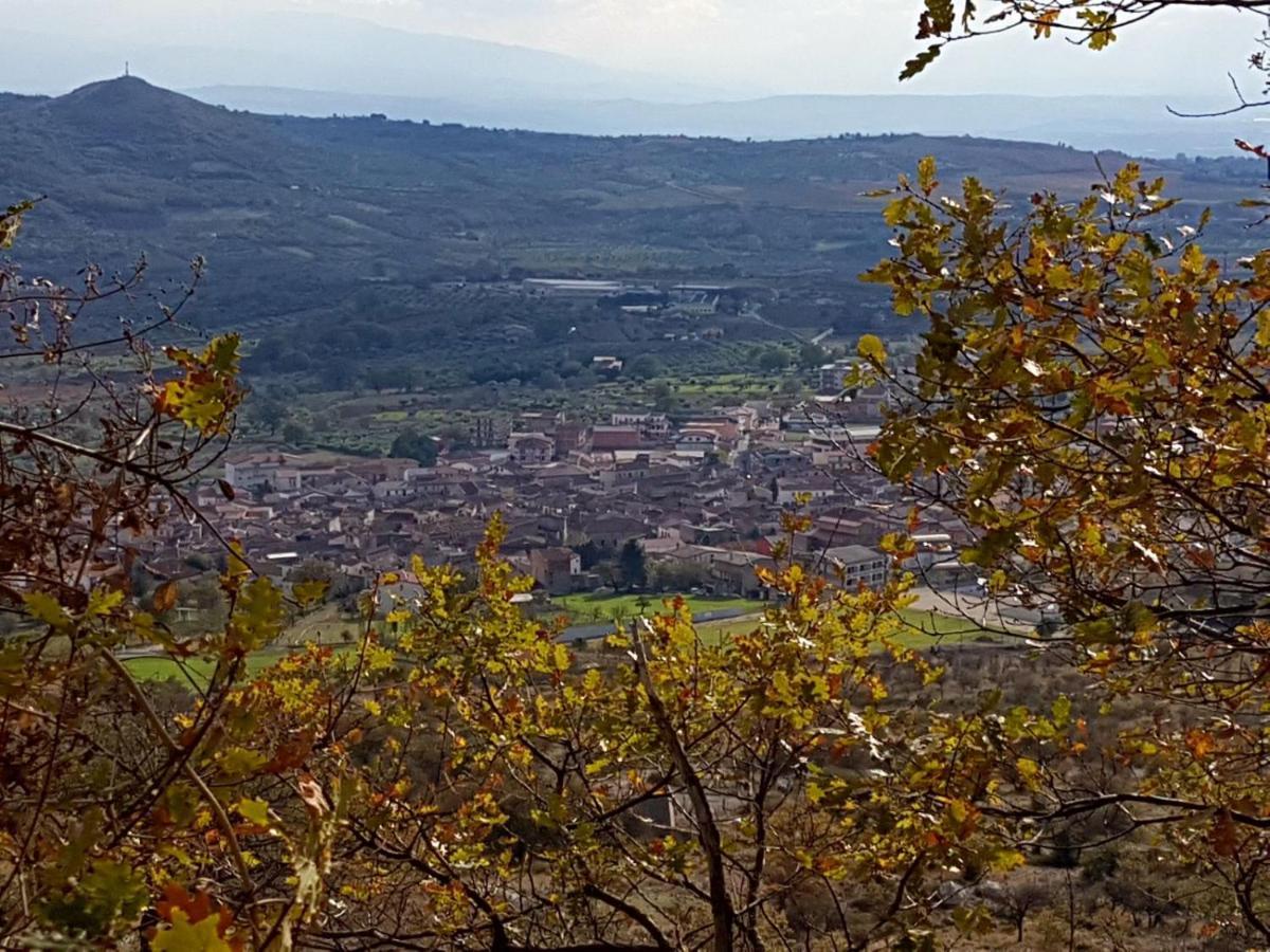 Bed and Breakfast Il Vicoletto Frascineto Екстер'єр фото