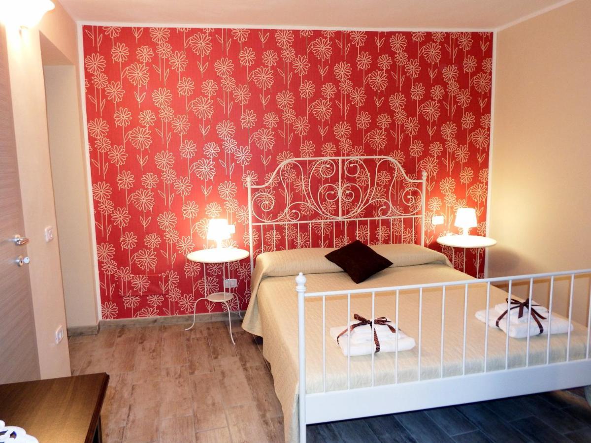 Bed and Breakfast Il Vicoletto Frascineto Екстер'єр фото