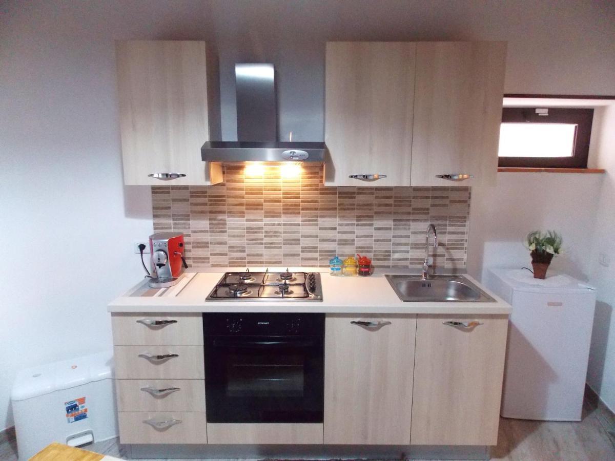Bed and Breakfast Il Vicoletto Frascineto Екстер'єр фото
