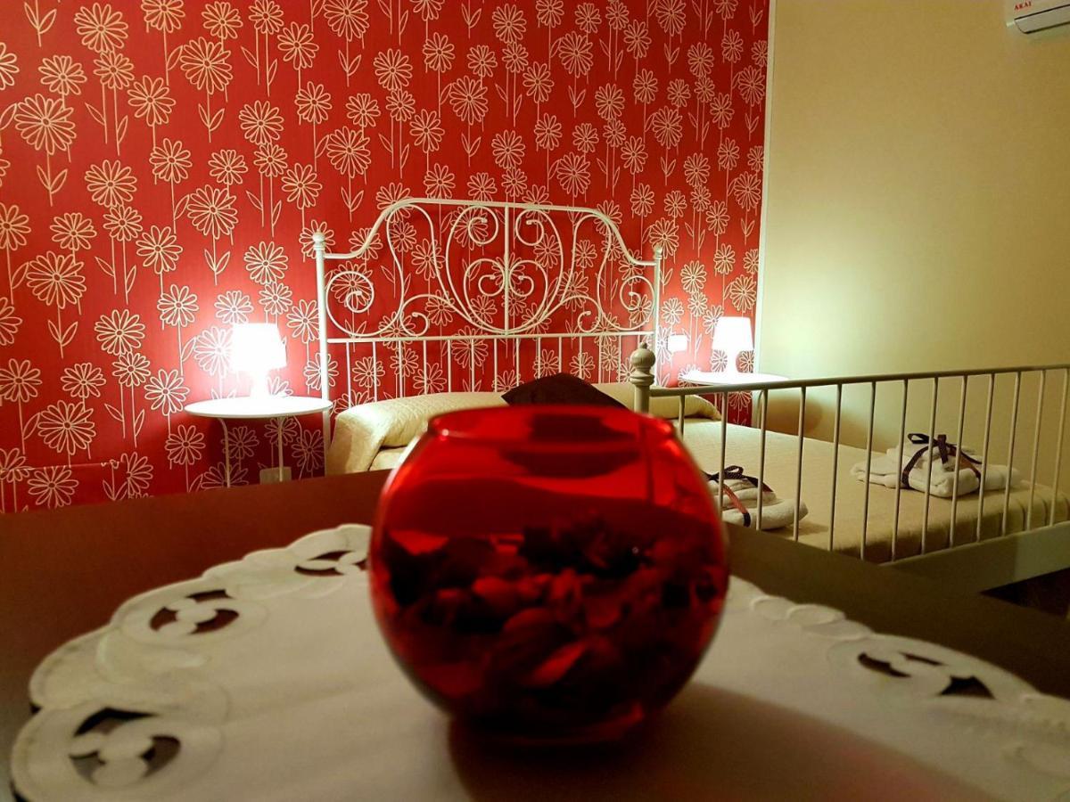 Bed and Breakfast Il Vicoletto Frascineto Екстер'єр фото